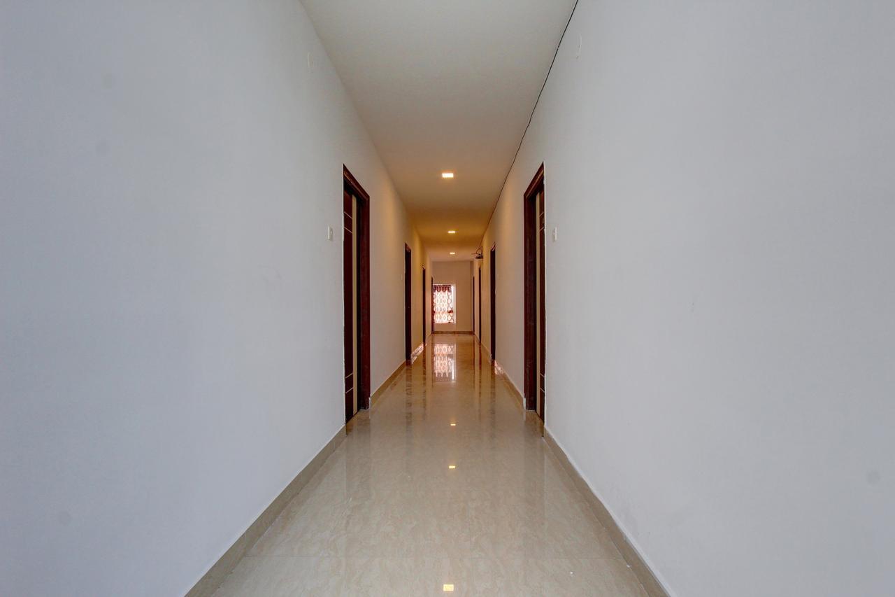 Oyo 11670 Hotel Vishnu Priya Residency Hajdarábád Exteriér fotografie