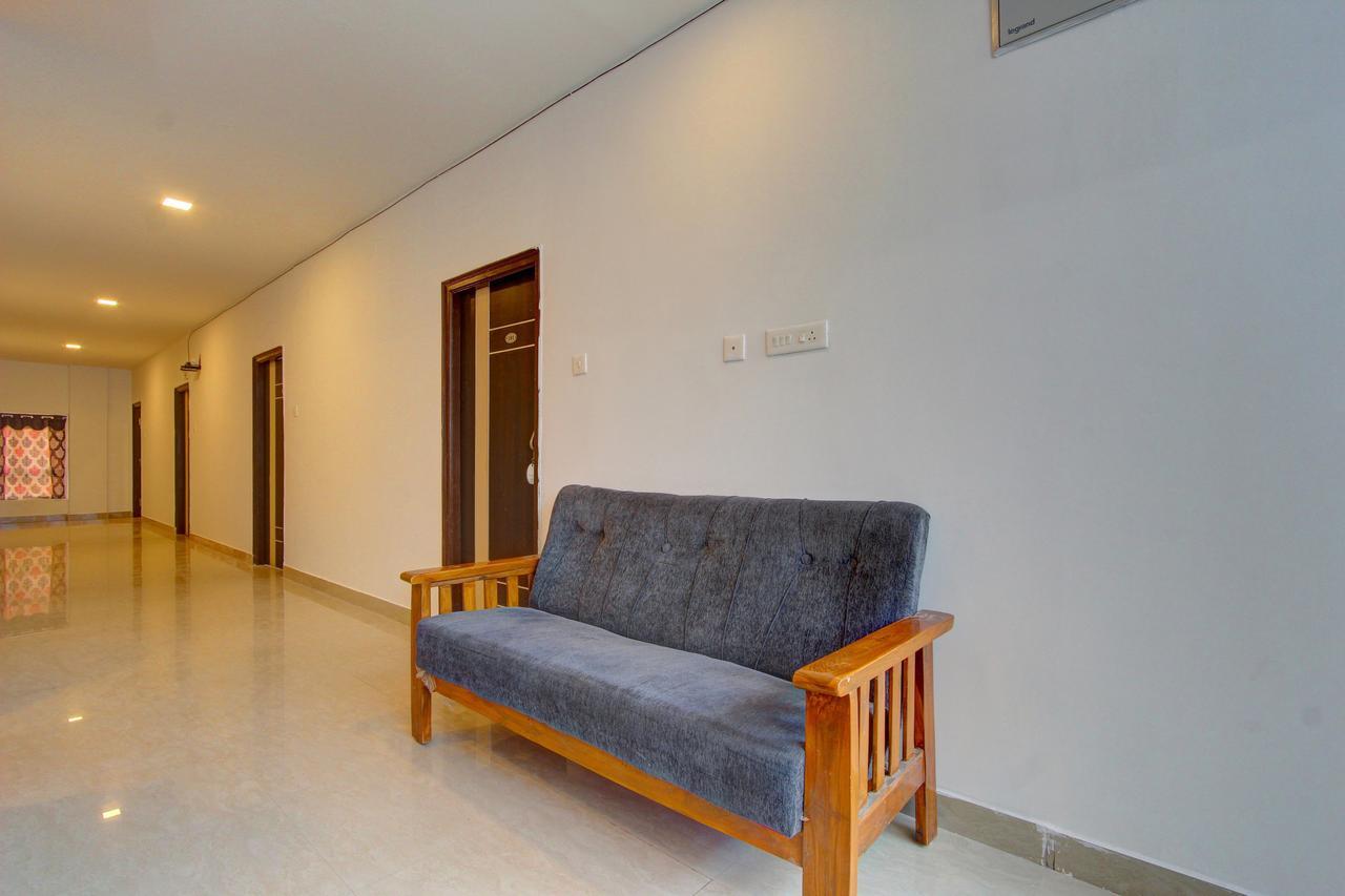Oyo 11670 Hotel Vishnu Priya Residency Hajdarábád Exteriér fotografie
